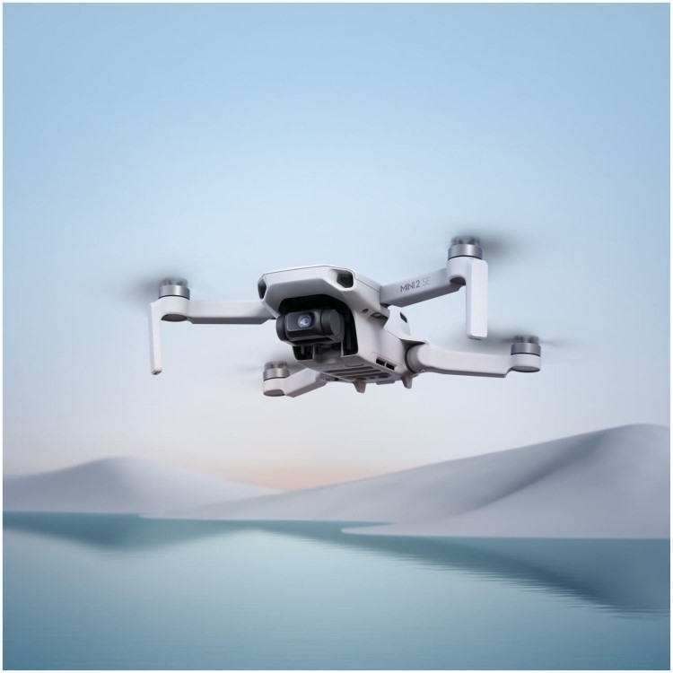 DJI Mini 2 SE Fly More Combo 2024