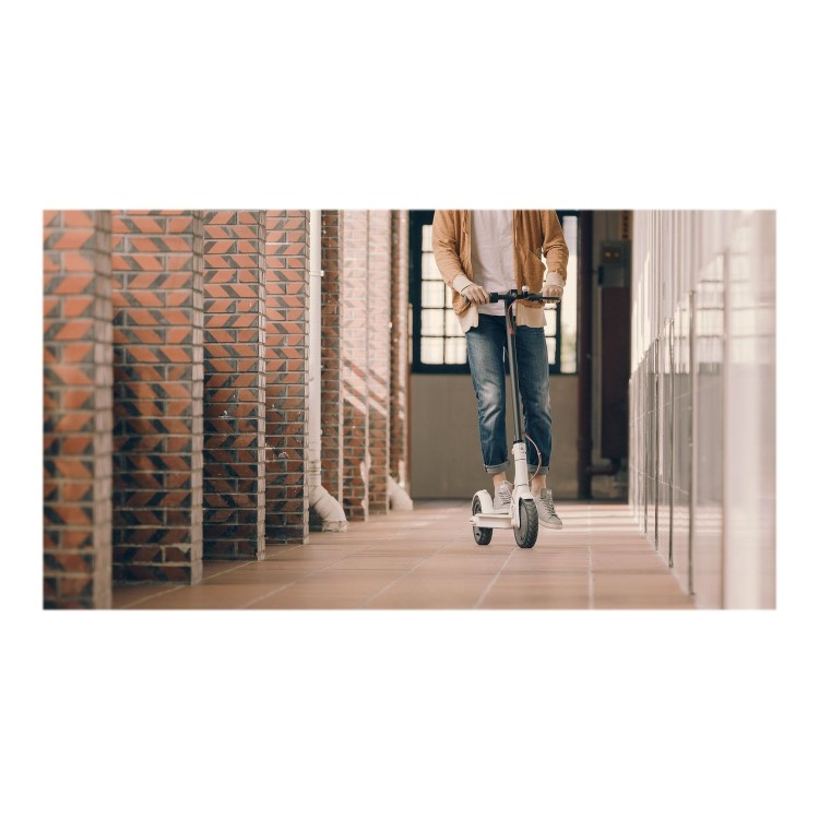 Xiaomi Mi M365 Electric Scooter in White